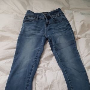 blue skinny jeans